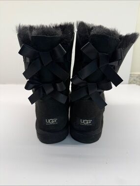 UGG Black Bailey Bow Back-Detail Shearling Boots